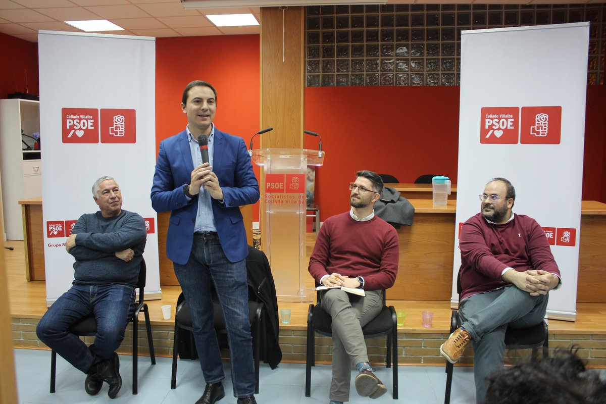psoe_m's tweet photo. La participación y la escucha activa son esenciales👌🏼

📍Hoy hemos celebrado una asamblea participativa en Collado Villalba con compañer@s de @PSOE_CVillalba, @PSOEdeMoral y @PSOEAlpedrete.

Seguimos recorriendo la Comunidad de Madrid escuchando y debatiendo🗣️

#Apor2027🌹 https://t.co/3uCVyuvkN8