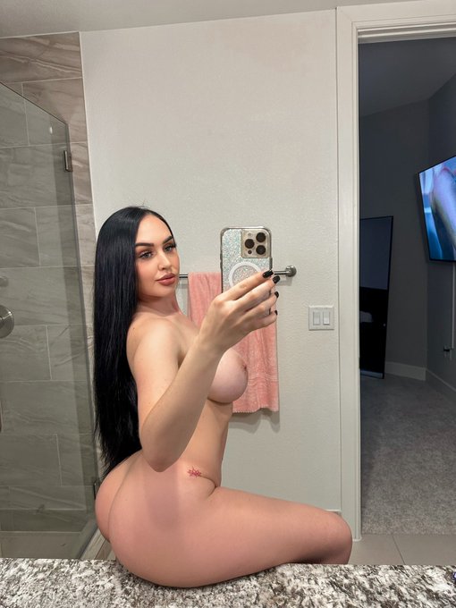 Miss me? https://t.co/LPnl89u236