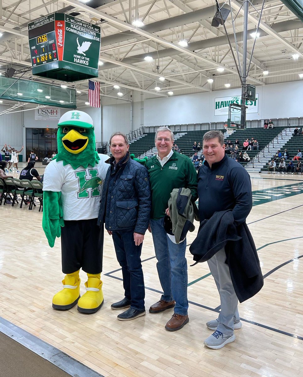 hagerstowncc's tweet photo. It was a Hawks win at WCPS Night yesterday!🏀🎉 

Thanks to all who came out to cheer on the HCC men’s basketball team.

@wcpsmd 

#hccnow #hagerstown #wcpsmd https://t.co/RXCsDpdi9i