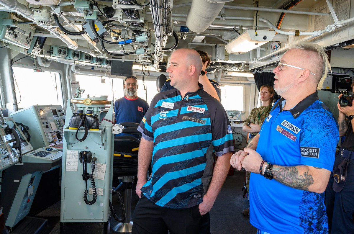 RobCross180's tweet photo. Really happy to beat the brilliant Tomoya Goto, now I need to find a better level tomorrow. 
I was also privileged to get a tour of @HMSLANCASTER with Wrighty. What a great bunch of lads. Keep up the great work. ⚡️
@TargetDarts @NamosSolutions @PwrByFluidity @ScottRBSLtd https://t.co/5dWfNgU6sv