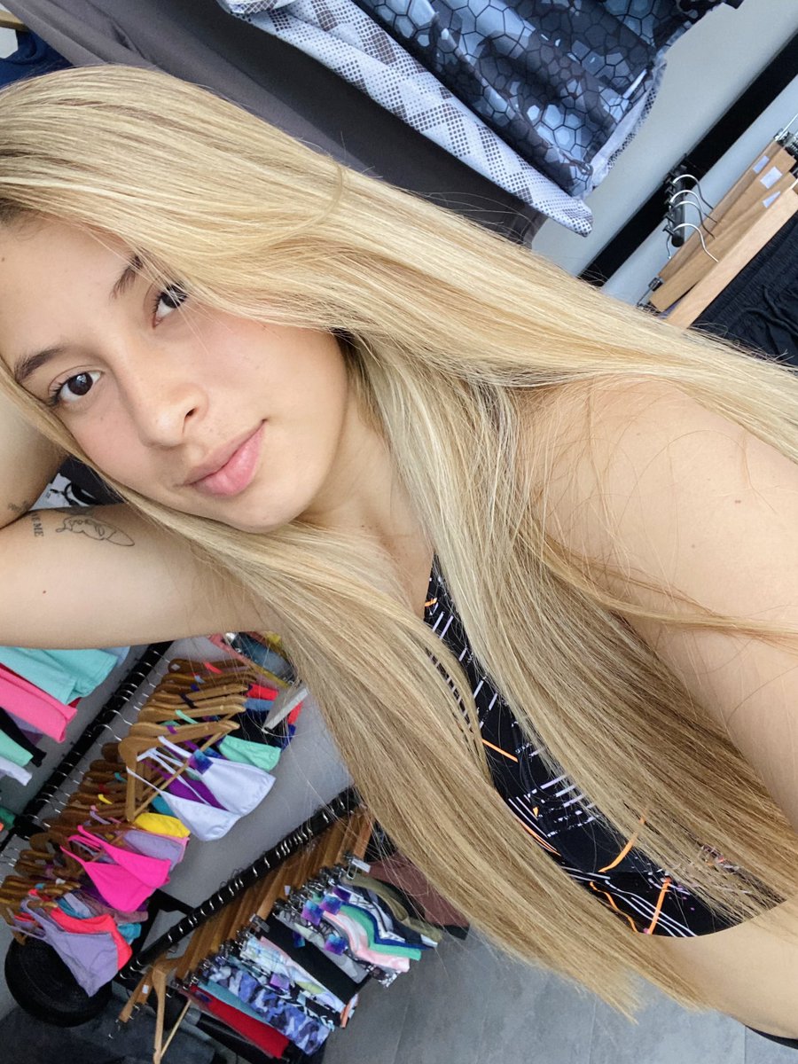 XROJAS2004's tweet photo. ☀️⚡️brillando como debe ser 🥰👸🏼 https://t.co/nw59O9QKLz