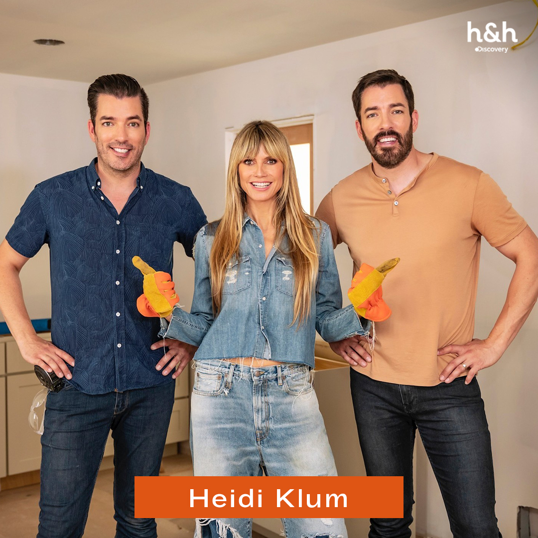 DiscoveryHHBR's tweet photo. Os meus meninos estão chiques demais! 🤩
Quais outras celebridades você gostaria de ver em "Te Devo Essa! Reforma das Estrelas"?
#DiscoveryHHBR #ScottBrothers #IrmãosScott #TeDevoEssa https://t.co/FmYxJB6lMc