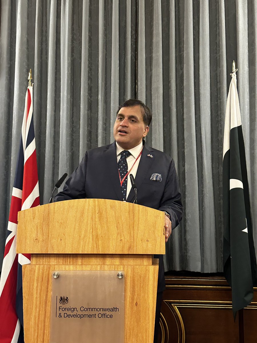 Our Driving Women's Economic Empowerment programme, supported by @FCDOGovUK’s #UkAidMatch fund, has so far supported almost 5,000 women from marginalised communities. Tonight we’re celebrating its success with friends, supporters and partners.
@tariqahmadbt @R_Hawkes @DrMFaisal