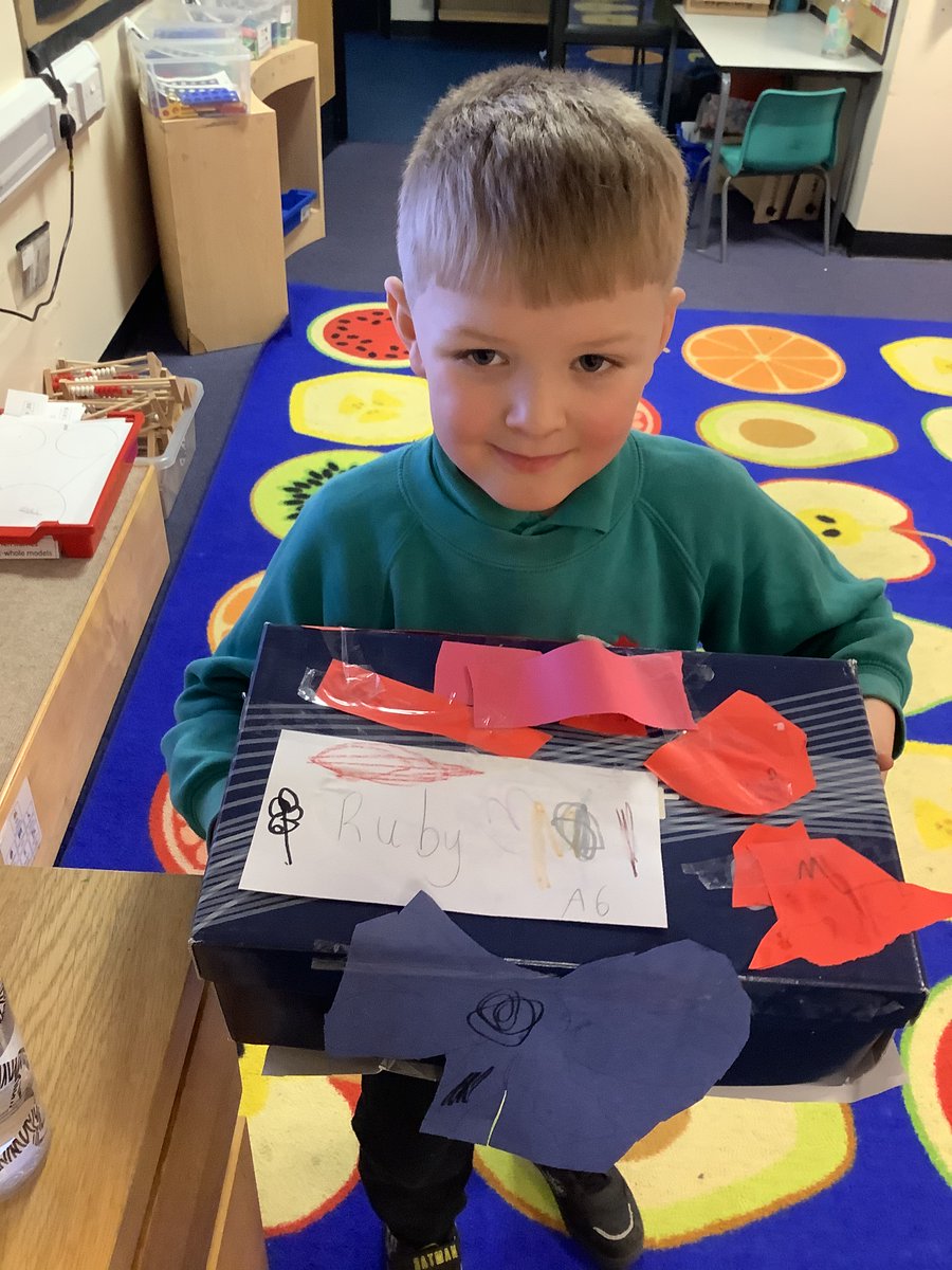 Lovely to see our children engaging with the local community this week. Pupils have been making care boxes for the residents of Mary Chapman Court and Year 2 visited the church at River Green in Thorpe.