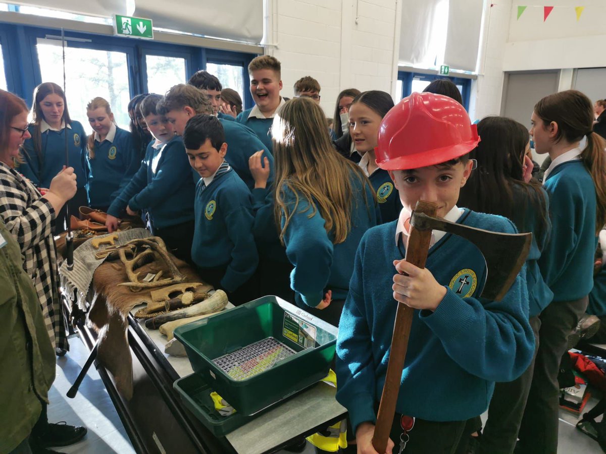 MounthawkMercy's tweet photo. First years were very lucky to learn about Medieval Tralee today through interactive exhibits with Kerry Museum Education Officer Claudia Kohler, archaeologist Sonia Smith and living history reenactor Helena Stackpoole. https://t.co/x3PBUFjRfZ