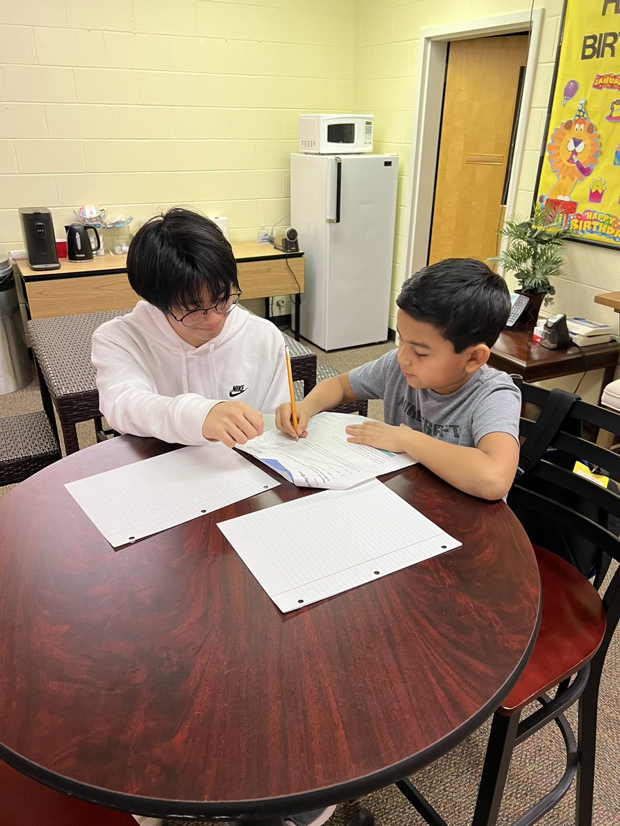 NextGenFocus's tweet image. 2024 is off to a great start with our kiddos! 

#SmarterMe #tutoring #mentoring #virtuallearning #forsythcounty #donation #gwinnettcounty #atlanta #nonprofit
#empoweringnextgenerationleaders #newyear