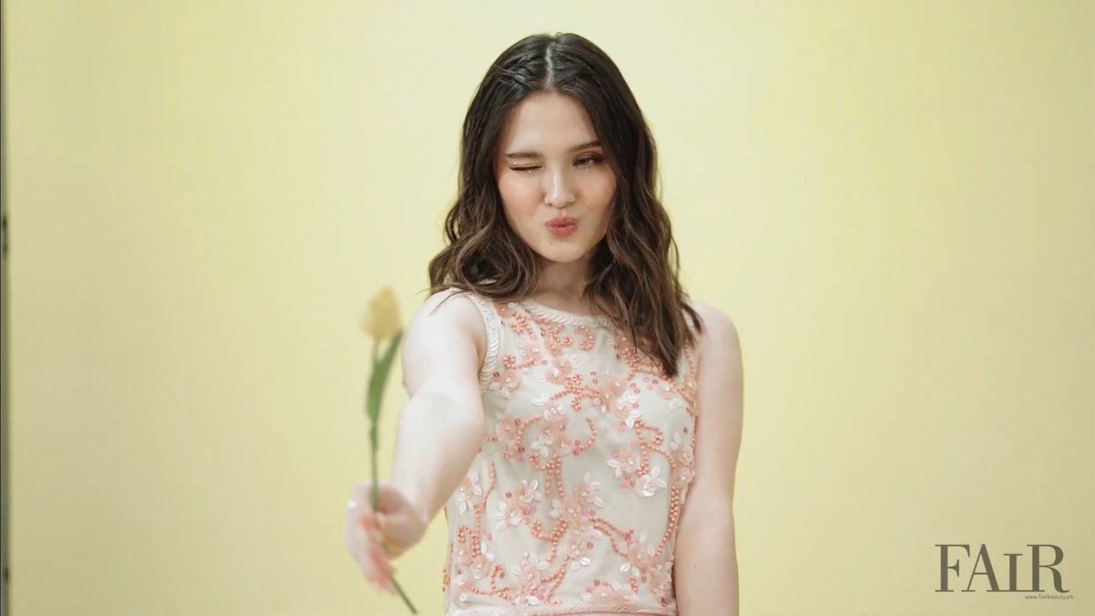 _hernoseinabook's tweet photo. ๐๐ฒ ๐๐ ๐๐๐ข๐ง ๐๐ข๐ซ๐ฅ โหโฟหยฐ ๐ โ โน โก
I miss seeing you acting, @Kbalinger. ๐ค
#KiraBalingerForFAIR #FairBeauty #FairMagazine #FairxKira #januaryCoverGirl https://t.co/l2yMQ633UH