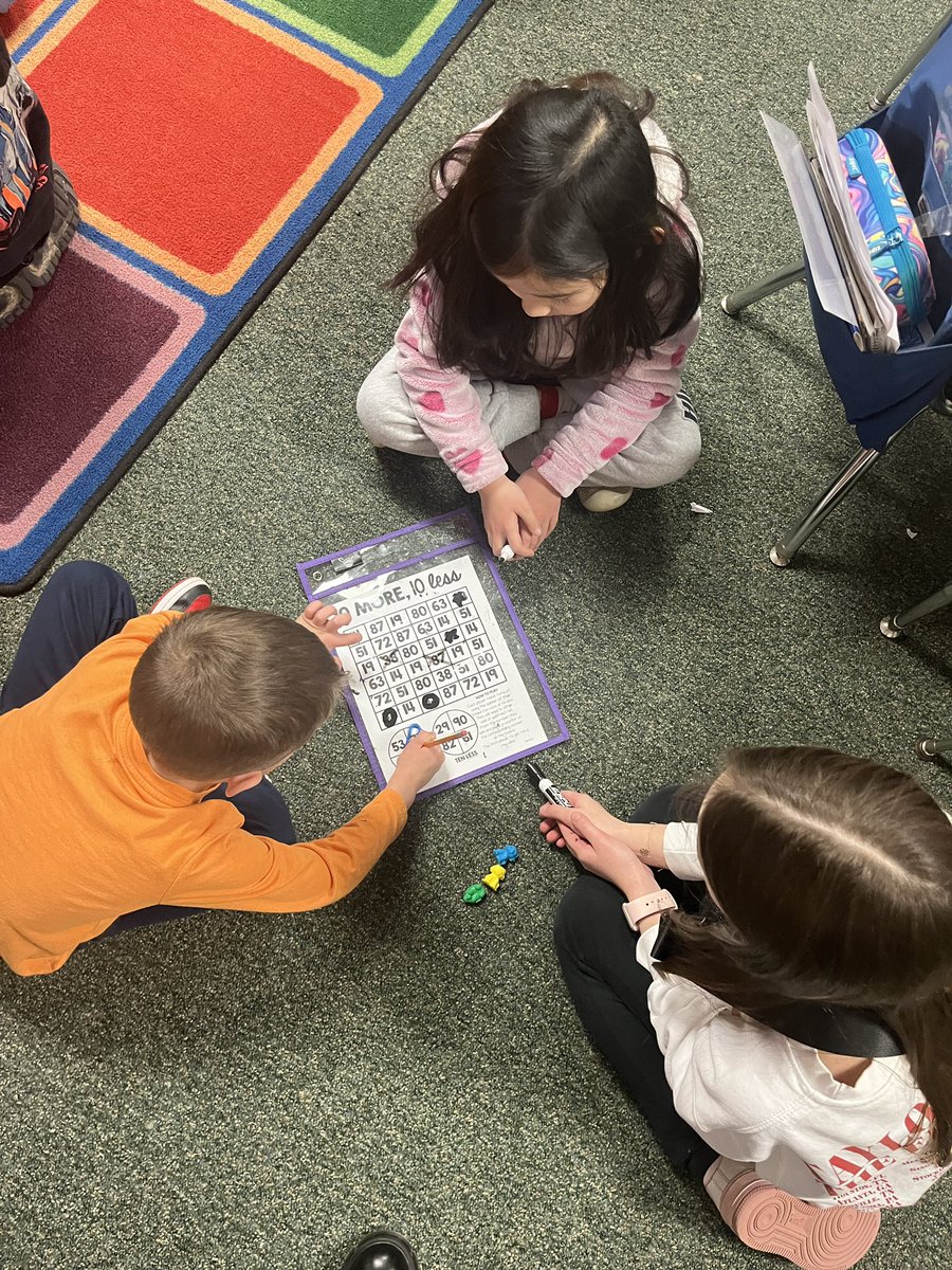 FCPSMurphy's tweet photo. Met up with our 4th grade Math Buddies today! The 1st graders picked out one of our center games and taught the older kids how to play! Building school community one buddy at a time! ☺️ https://t.co/RnKWjOJvu1