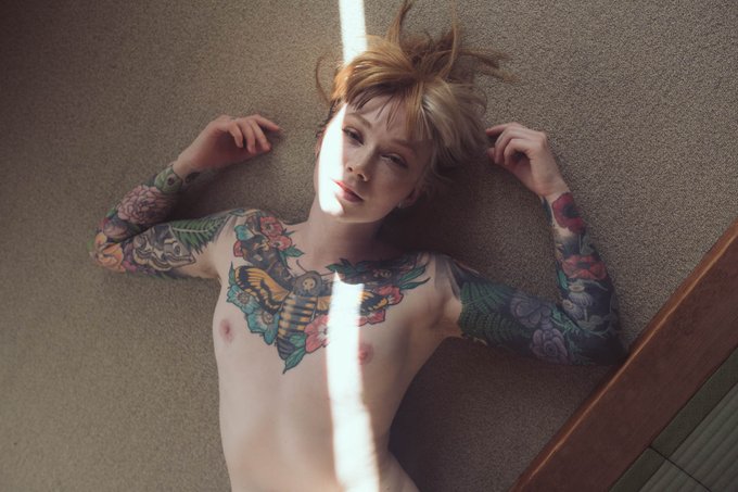 I am currently in 8th place for int the ManyVids awards for innovator of the year 🥹 👉 👈   Could you spare