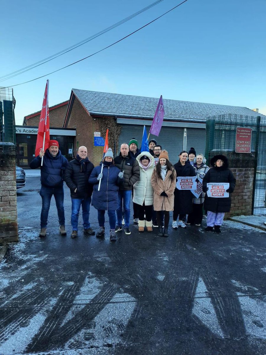 Sinn Féin stands in full support of workers today & always. Workers should not have had to take to the streets today & to take unavoidable strike action in freezing conditions. They should be paid now without delay. Public sector workers cannot be punished for DUP failures.