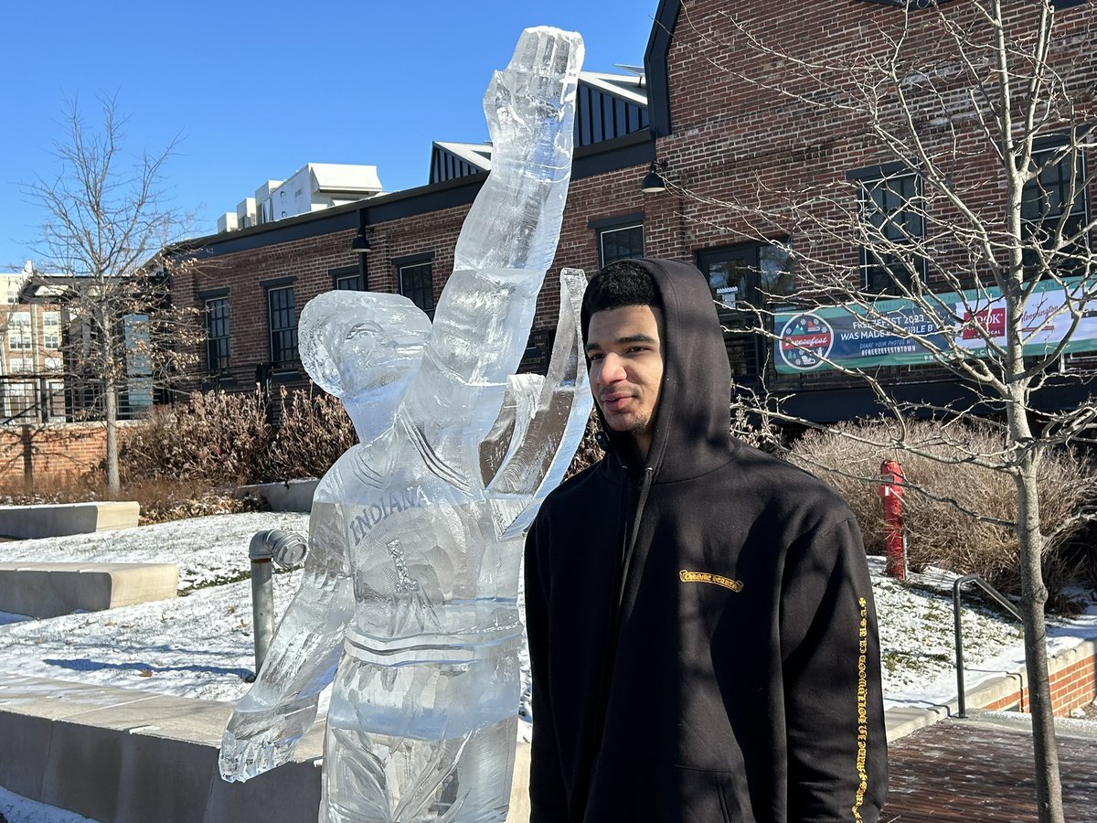 Freezefest 2024 starts TODAY! 🧊 Swipe to see the highlights from last year & the IU basketball statues that are up NOW featuring Kel’el Ware and Sydney Parrish