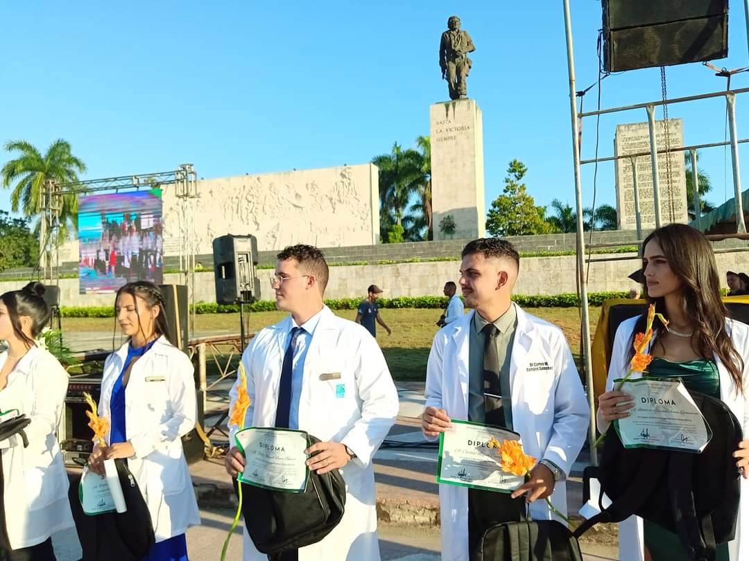 Sindy Estrada Cárdenas tweet media