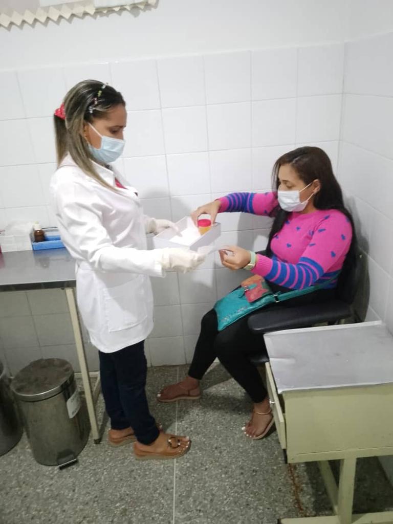 cubacooperaven's tweet photo. Los colaboradores de la salud cubanos en Venezuela, trabajan con sensibilidad y compromiso.

#CubaPorLaVida🇨🇺
#CubaCoopera https://t.co/6FksZfr9wn