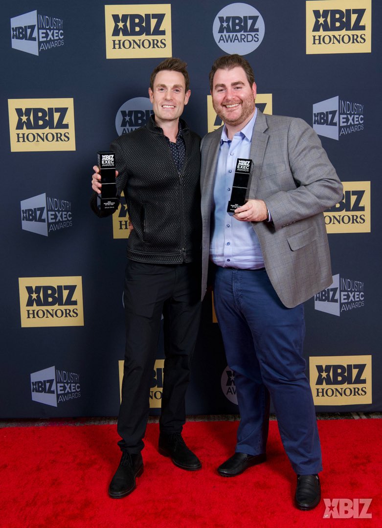 Entrenue tweet media