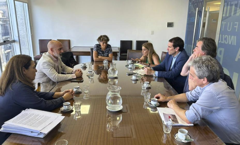 Andrea Gamarnik tweet media