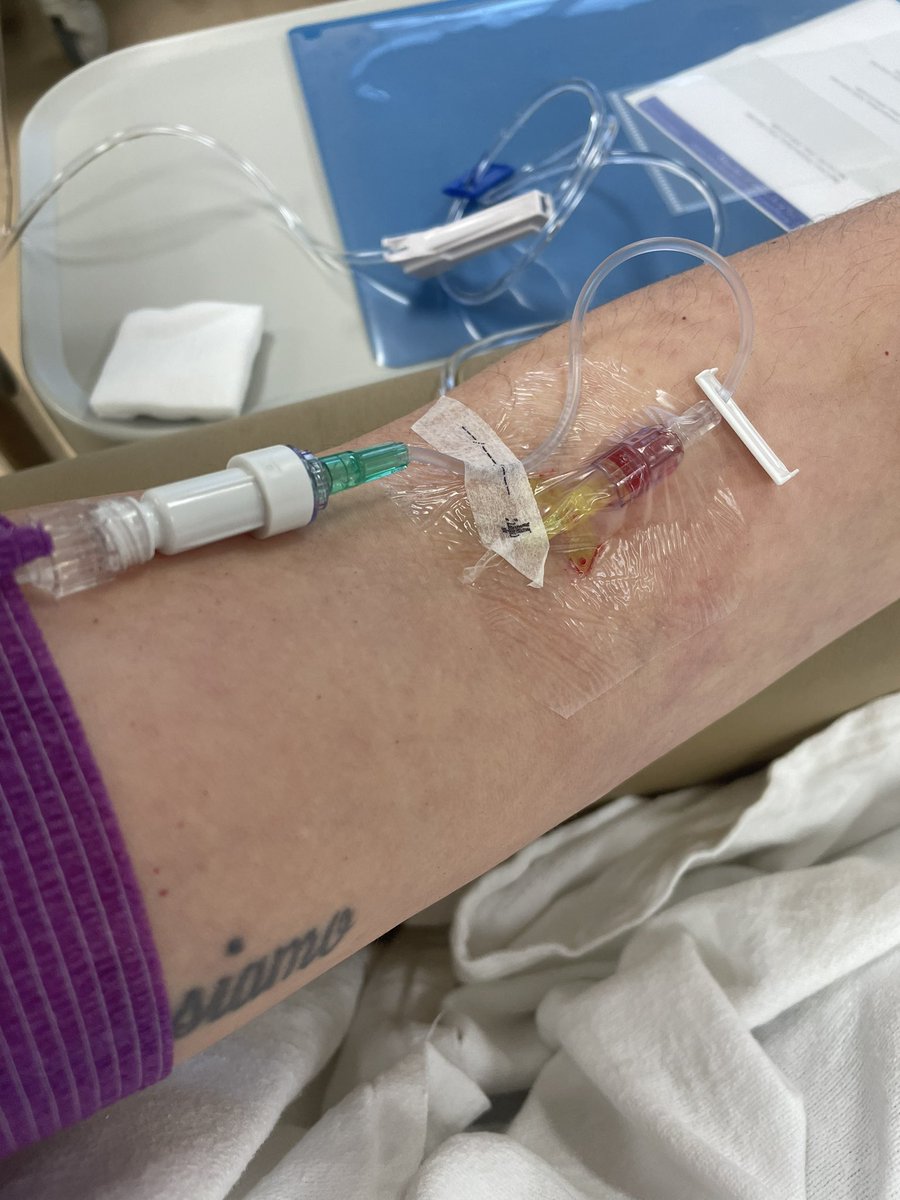 VinoNStrosGal's tweet photo. The VA finally approved infusions close to home and I no longer have to get them at the ER. Florida Cancer Specialists is amazing and the staff are top notch!
#InfusionDay
#POTS https://t.co/kscEfxPl32