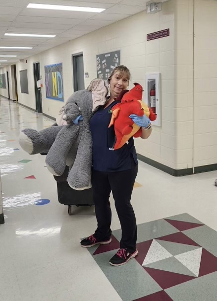 FMPSDOM's tweet image. All in a day&apos;s work for our awesome Custodians! #DoingWhatsBestForKids @FMPSD @FMPSDOM