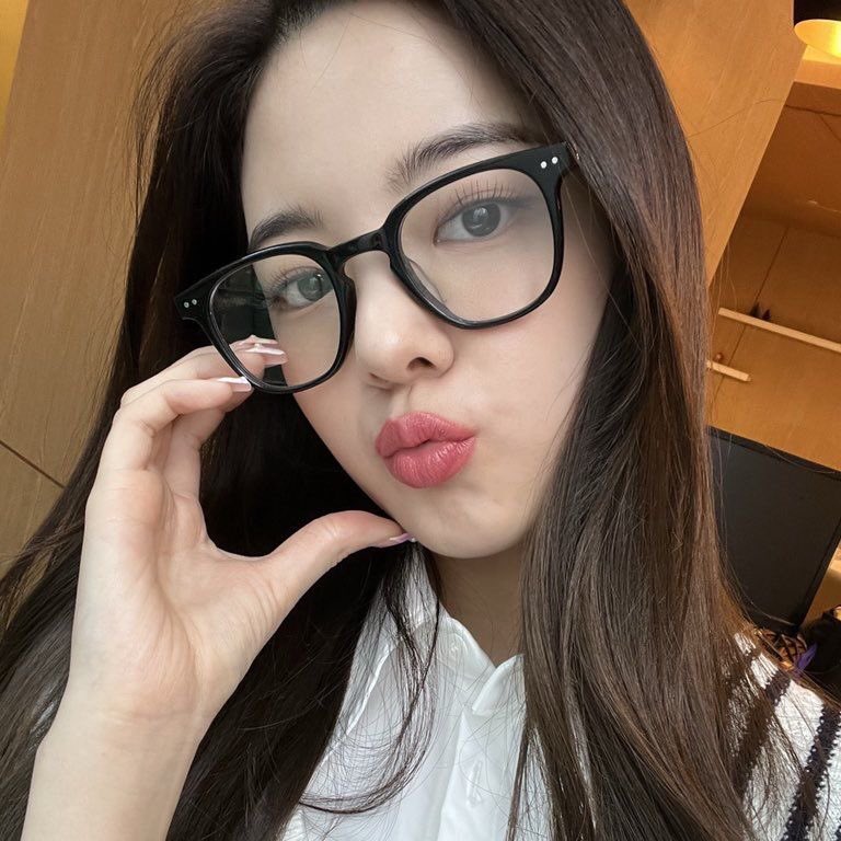 <a href="/letsyncfml/">sync & syncbae</a> ฟอร์มรายงานตัว
 𓈒 ชื่อ / ชื่อแอค 𓈒 ลูอิส / @liasyncx 
 𓈒 เมจ 𓈒 l!4 !tzy
 𓈒 ยอดทวิต 𓈒 1024
 𓈒 แนบรูปหน้าสุดท้ายที่กรอกฟอร์ม+รูปเมจ 𓈒