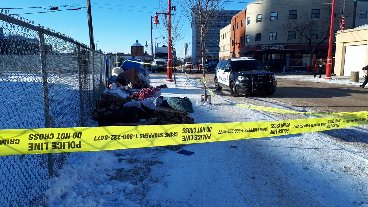 Jimgurnett's tweet photo. Terrifying. 2nd large camp destruction on 1 day, no notice, very aggresive- this 1 at Hope Mission #homelessness @ECOHH_ #ABLeg #yegcc https://t.co/dX6dtDpQ0t