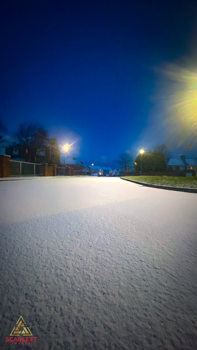 Scarlet_Images's tweet photo. @BraydenCreation From this mornings dusting of snow https://t.co/VlXJmwv0ea