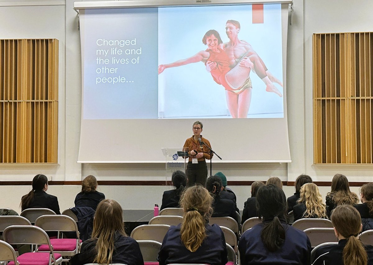 SydenhamHigh's tweet image. Our first Socrates lecture was a testament to aiming high &amp;amp; fearing nothing as founder of @aerialmy, Amanda Miles, encouraged our pupils to pursue their passion having turned hers into a successful business. 
Truly inspiring! 🤸‍♀️🤸🏿‍♂️
#FearNothing #forgeyourownpath #ownyourfuture