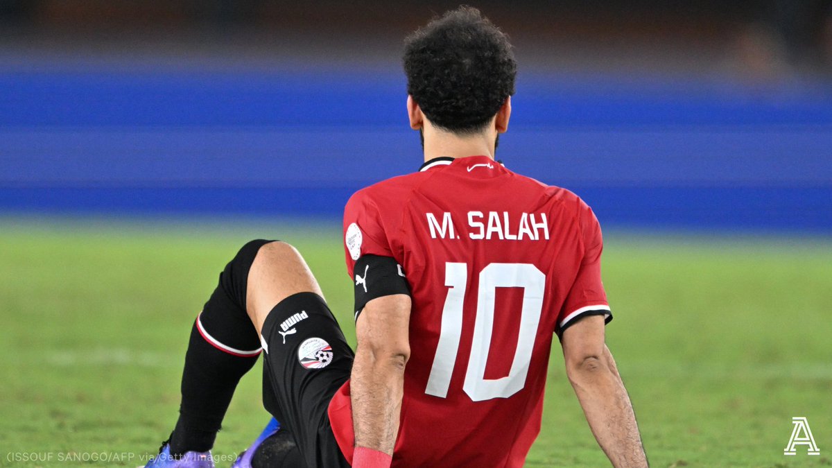 A huge blow for Egypt. Their talisman Mohamed Salah is withdrawn on the stroke of half-time with a suspected hamstring injury. #AFCON2023