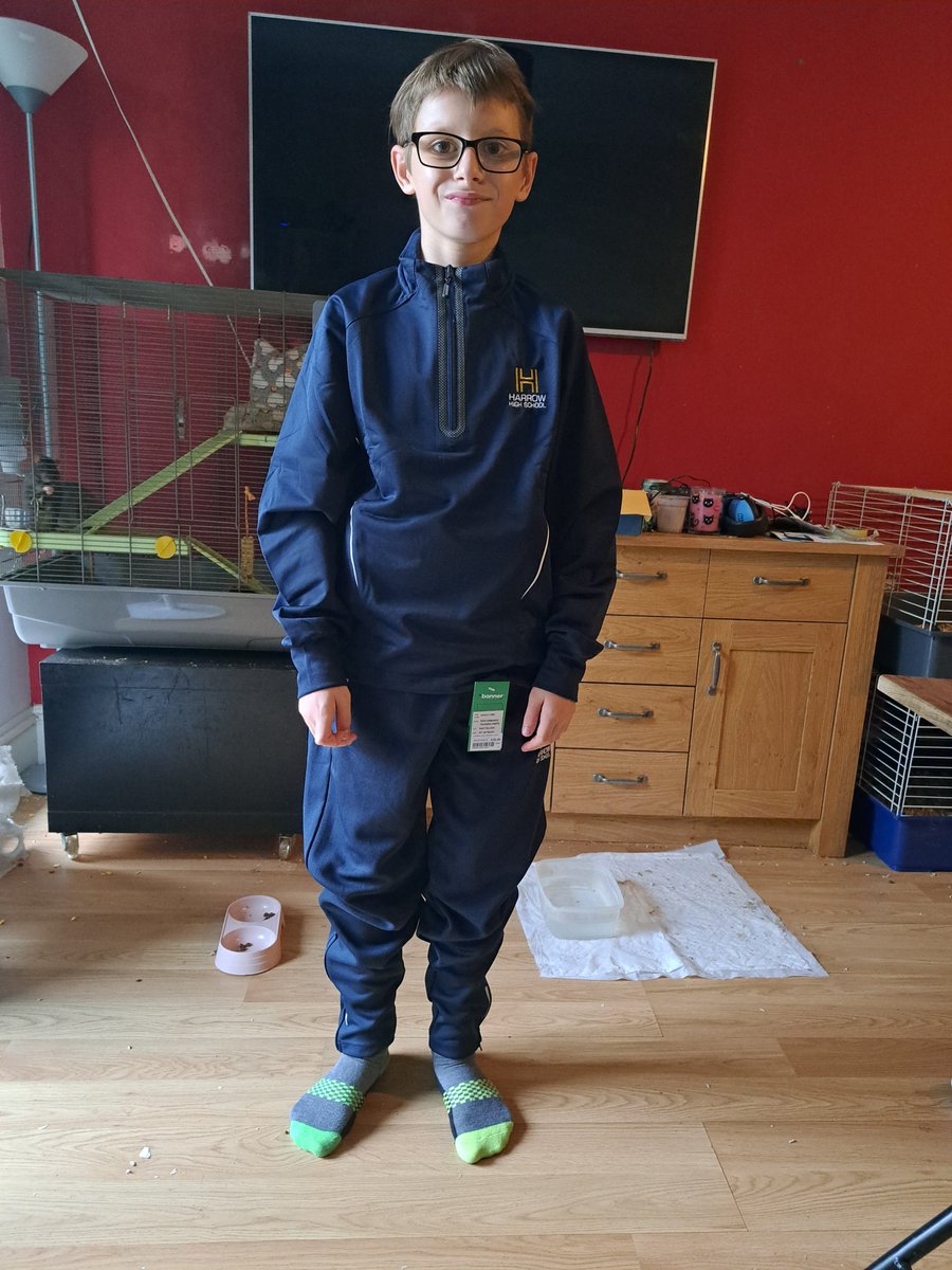 #MISSING | We are appealing for information to locate 11 year old James from Harrow. He was last seen at school in Harrow on 18th January at around 3.15pm and is believed to be wearing a school PE kit. Anyone with information is asked to call 999 quoting 24MIS001830