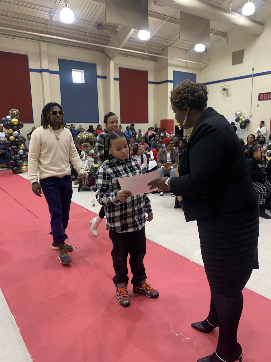 Had the pleasure today of being the emcee for Walk the Runway, a celebration of academic achievement of scholars @SpencerWestlawn A spectacular recognition of success in attendance, citizenship, academic #achievement and ACAP performance.