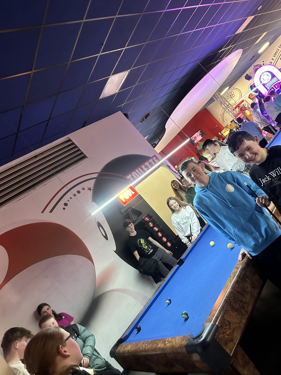 st_ambrose_pe's tweet image. Pupils enjoyed a fun night in the arcade 🕹️👾🐝 #ambees