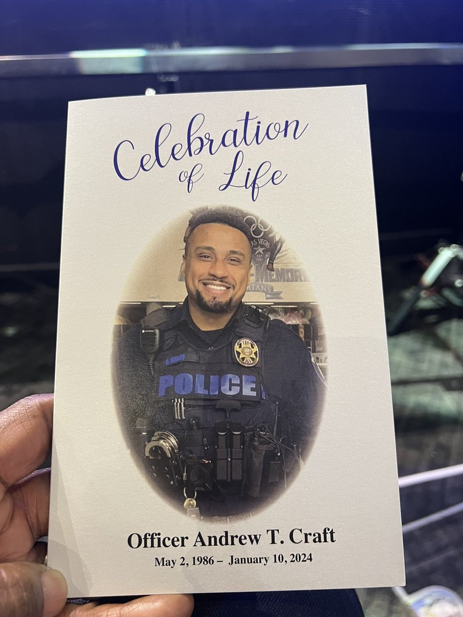 AdoptACopNV's tweet photo. What a wonderful home going ceremony,  for Officer Andrew T Craft. https://t.co/G8k9qspDLY