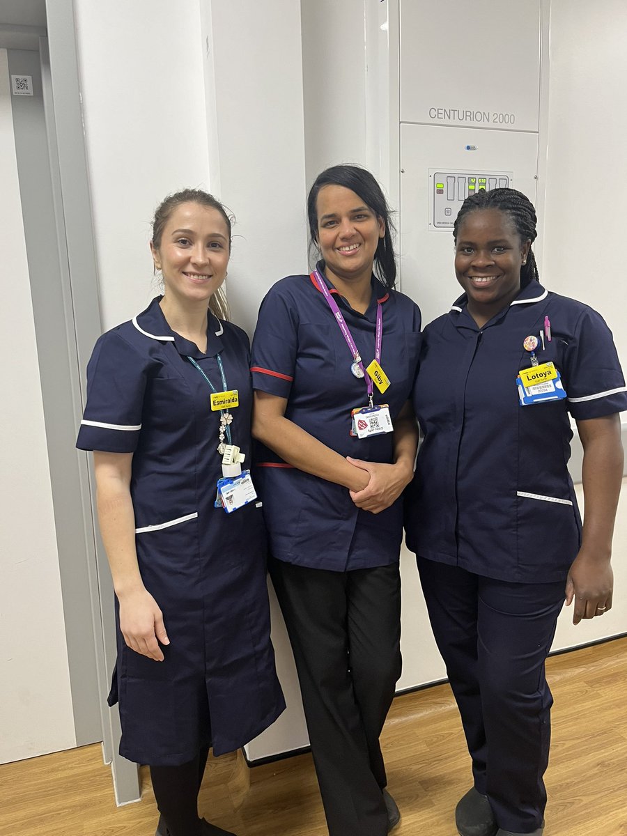 Thank you to Giby from Birch ward for stepping up into the ward manager position on our winter escalation ward and to Esmiralda from @Elizabeth_WXH & Loyola from @BlackthornTeam for stepping up in Junior Sister Roles . @ElliottsThe @ratansiz @mcspud_pitt @ahmadbaker31