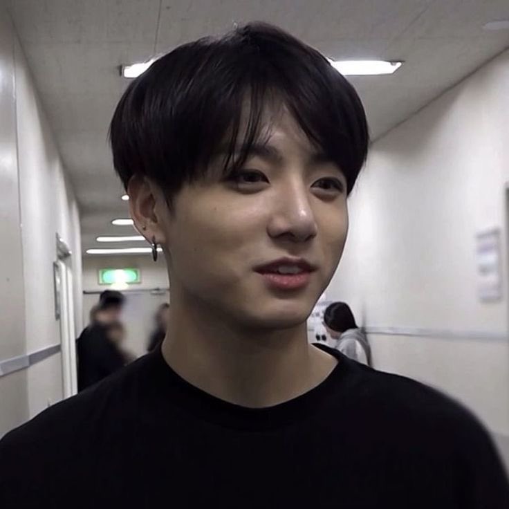 jMel0117's tweet photo. - 갑자기 모든 사랑 노래가 너에 관한 것이었어

전 정국 🤍💘✨

소용돌이- 세븐틴 https://t.co/GrbQRc1XG7