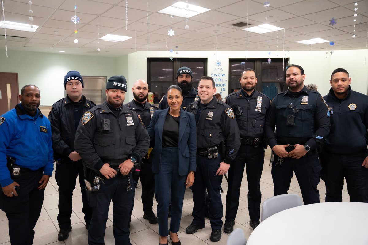 NYPD1stDep tweet picture