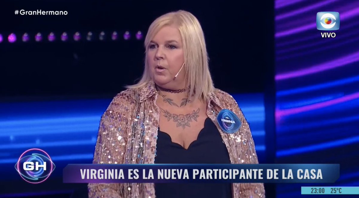 Joaconel's tweet photo. La profesora: chicos el examen no va a ser muy dificil, no se preocupen

El examen: cual es Laura Ubfal? https://t.co/jQrGdPRsJZ