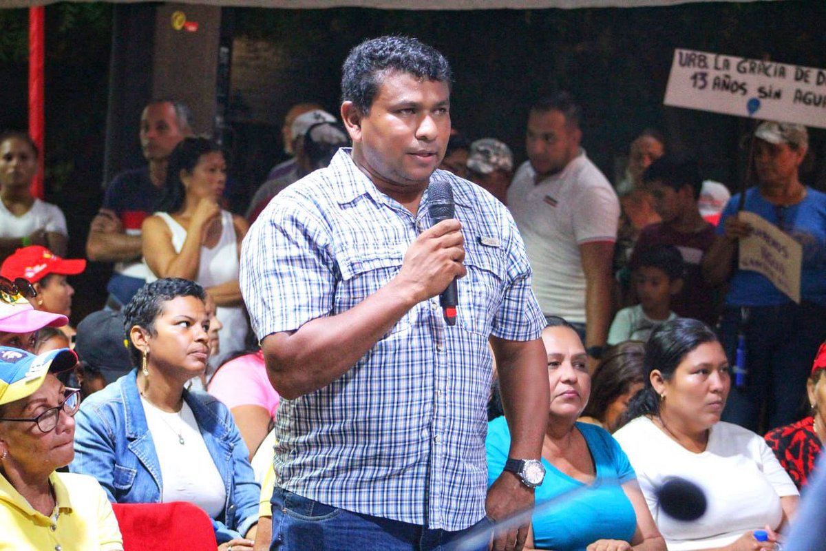 Con trabajo, esfuerzo y la unión del Poder Popular estamos logrando la eficiencia y la eficacia en los servicios públicos. ¡Es una de nuestras prioridades! Vamos a garantizar calidad de vida a todo el pueblo, tal como lo ha orientado el Presidente <a href="/NicolasMaduro/">Nicolás Maduro</a>.