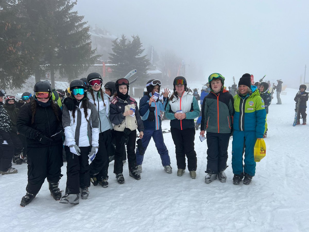 Linlithgow Academy tweet media