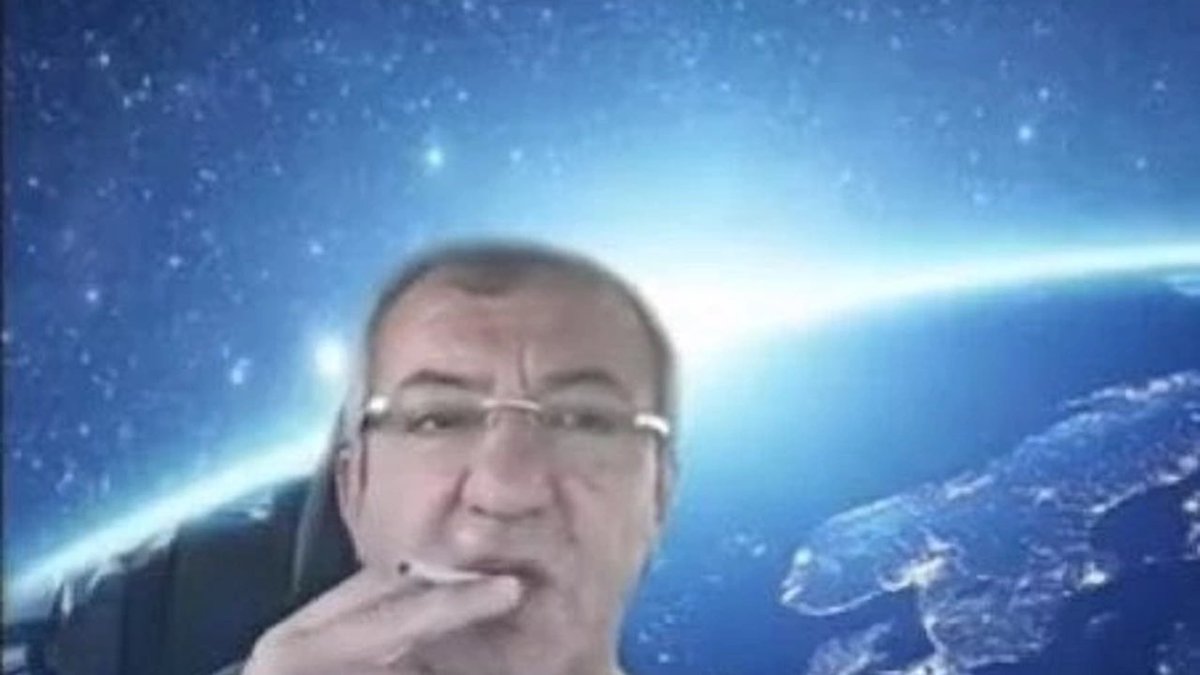 aliyorullmaz's tweet photo. Uzaydan ilk görüntüler geldi #AlperGezeravcı https://t.co/3ASdfvzPvA
