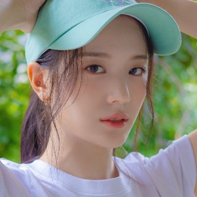 DefneHadise's tweet image. dan menyelesaikan pendidikan di Yayasan Siti Hamdana Samsoedin Bogor