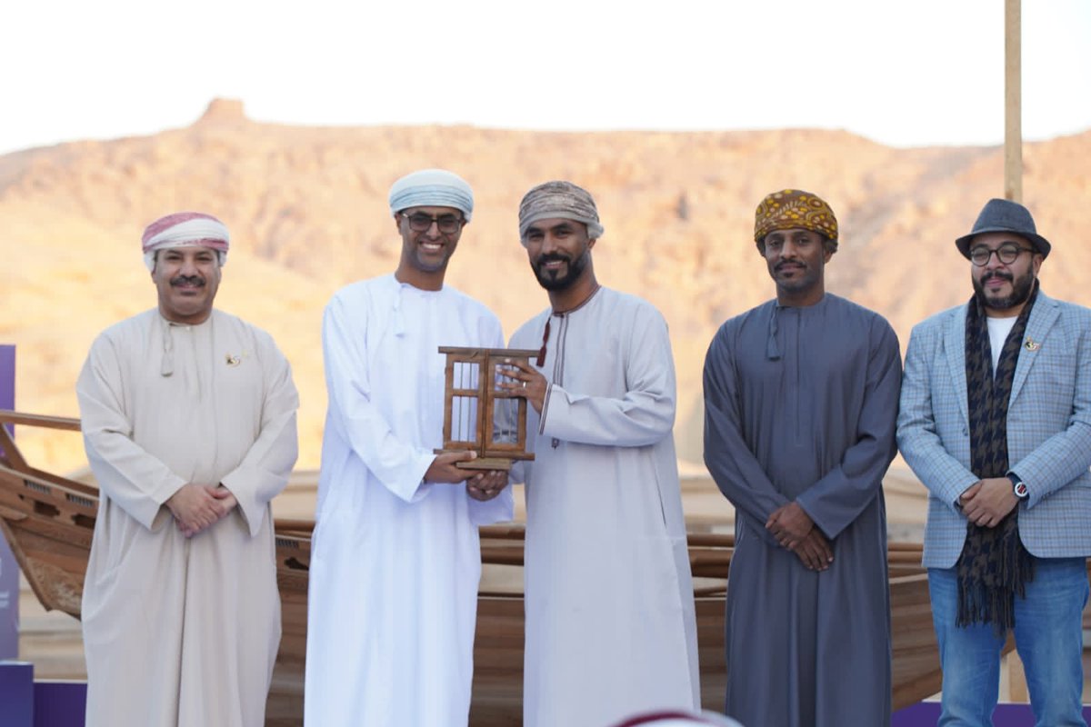 ByaadPro's tweet photo. فيلم #رماد يفوز بجائزة أفضل فيلم روائي قصير عُماني في مهرجان الشرقية السينمائي الدولي الثاني 2024م.

كما فاز الفيلم ..
🔹جائزة أفضل نص فيلم قصير غير منفذ عن نص (رماد) / عُمان 2022م.
🔹التصفيات النهائية لشهر أبريل - مهرجان بودين السينمائي الدولي السويد 2023م.

تابع .. https://t.co/kzwuyanmCo