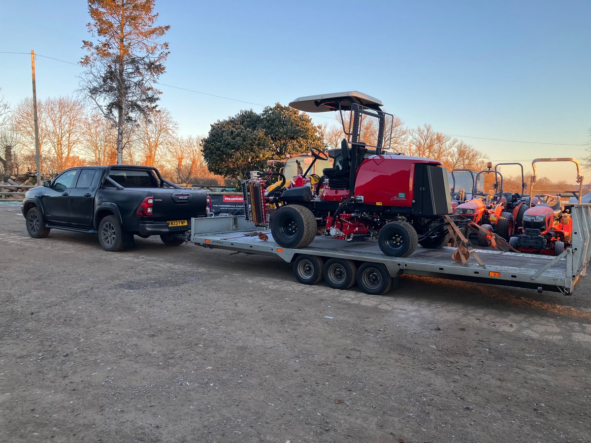Richard Lucas (@huntsrich1) on Twitter photo A big thank you from us all <a href="/Huntsmowers/">Hunts Engineering Ltd</a> to <a href="/JimGilchrist74/">Jim Gilchrist</a> and his team at Harbourne GC, for their purchase of a new <a href="/baronessuk/">Baronessuk</a> LM551 fairway mower. A great installation just a tad cold!
“Less stress with Baroness” A big thank you from us all <a href="/Huntsmowers/">Hunts Engineering Ltd</a> to <a href="/JimGilchrist74/">Jim Gilchrist</a> and his team at Harbourne GC, for their purchase of a new <a href="/baronessuk/">Baronessuk</a> LM551 fairway mower. A great installation just a tad cold!
“Less stress with Baroness”