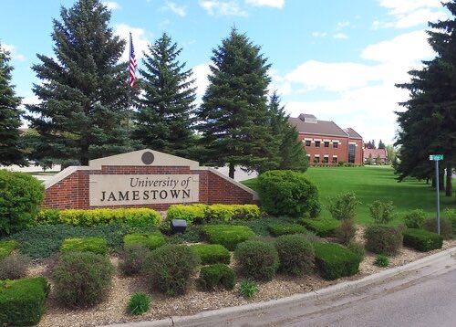 University of Jamestown Offered! #GoJimmies @Coach_Mistro @JimmieFootball
