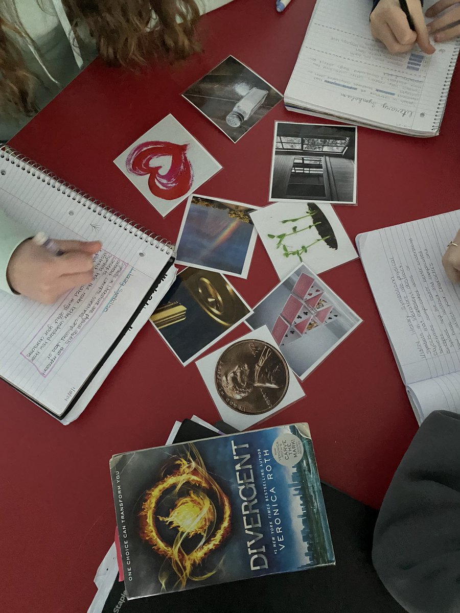 melissa_osmun's tweet photo. Students use object cards to make symbolic connections to their dystopian novels. @MTPSpride @melissa_osmun https://t.co/7oTJQTcZYn