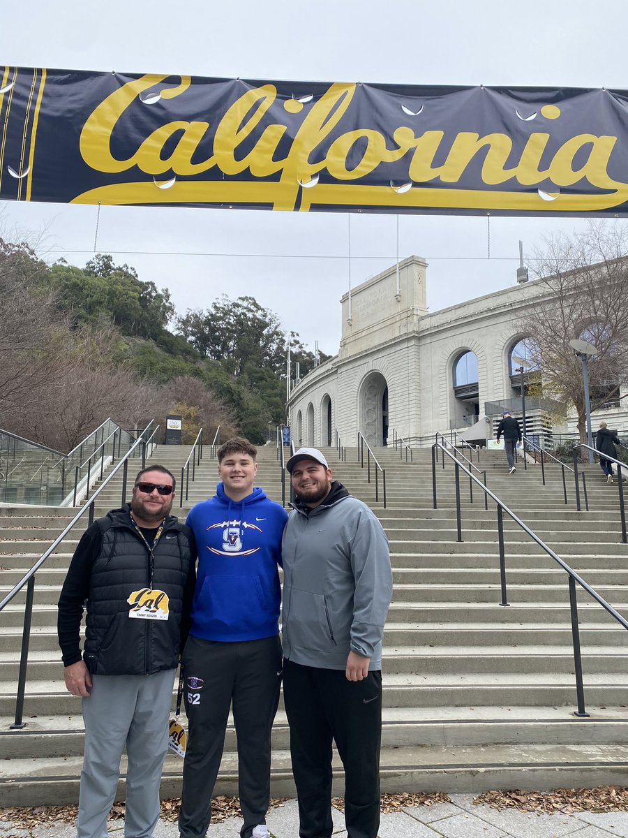 JackOly2024's tweet photo. After a great visit and conversation with @browning_coach I am grateful to receive an offer (PWO) to the University of California, Berkeley! Thank you @BenjiPalu_Cal @MWCherrington for the hospitality. https://t.co/oCupIYz5E4