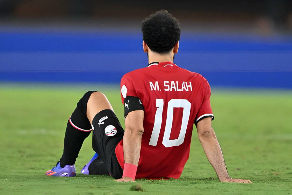Yallakoranow's tweet photo. في حال غيابه عن المباريات القادمة.. هل يتأثر منتخبنا الوطني بغياب نجمه الأول "محمد صلاح" للإصابة؟ https://t.co/aeQUOcuQ1R