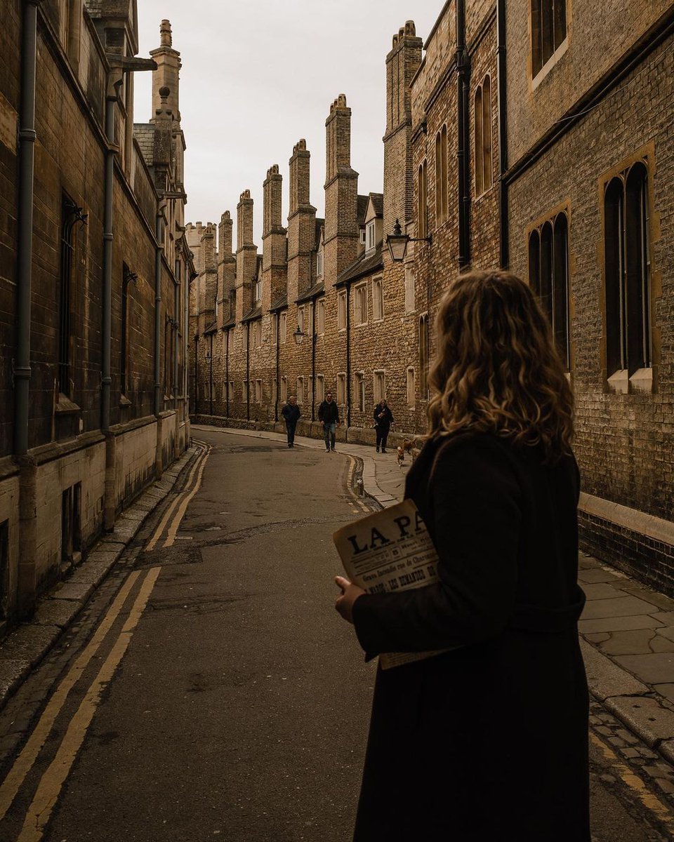 NostAcademia's tweet photo. Cambridge 🤎 Dark Academia
By: sarahwitpeerd https://t.co/83VVAgWq6A