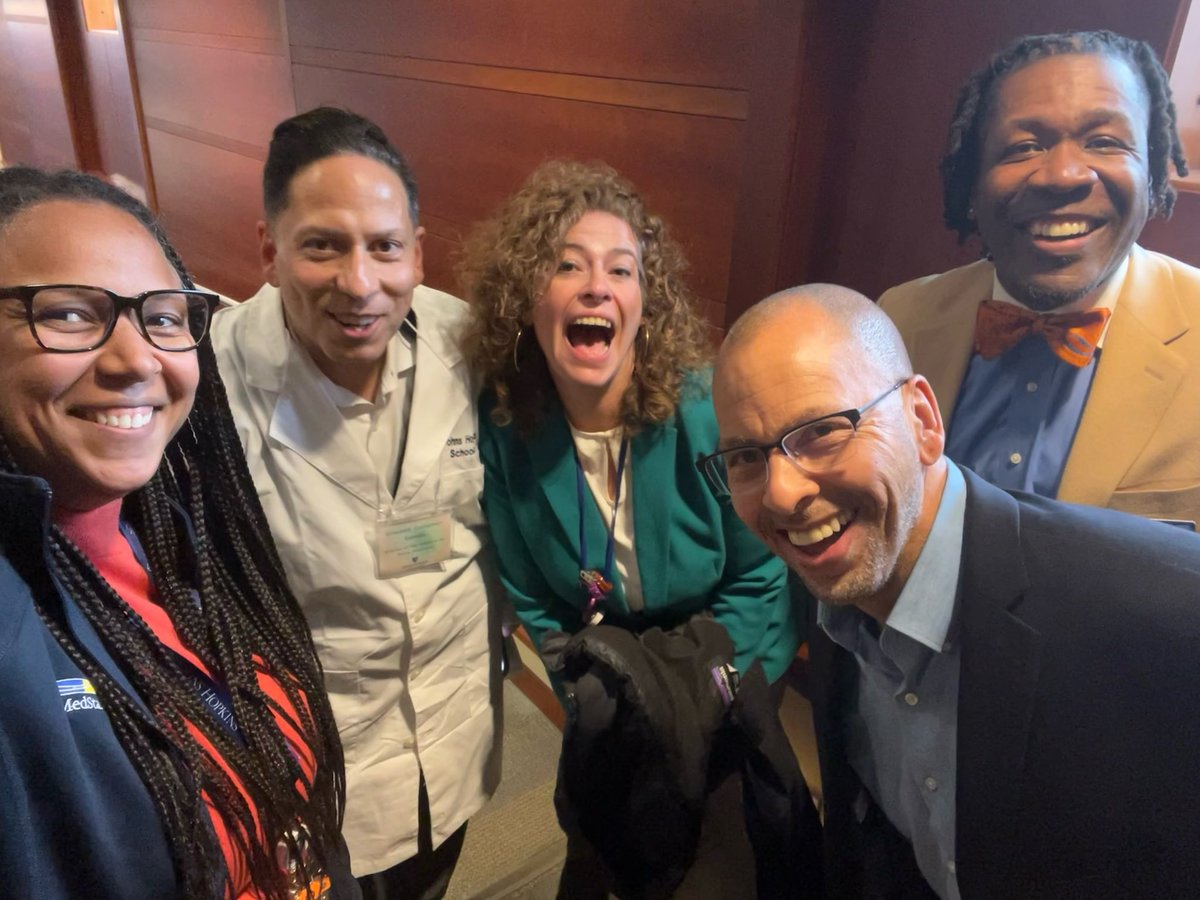 DrVincentRamos's tweet image. Wonderful day at Hopkins School of Nursing. Feels good to be warmly welcomed.