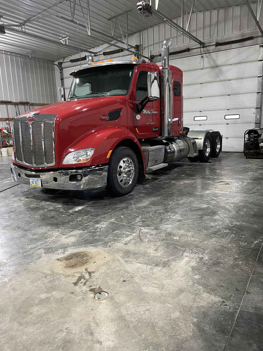 TylerMelby's tweet image. The plastic Pete doesn’t clean up to bad