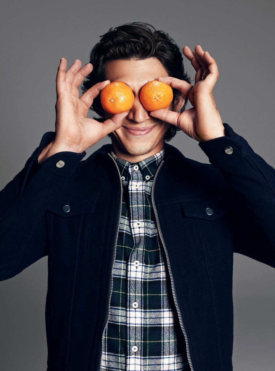adamdriverarchv's tweet photo. 2/ • UHQ 🍊 Adam Driver | Magazine | GQ | Photoshoot | 4K | XX.09.14 | 26.08.14 | August | September | 2014 https://t.co/bWtYmxh1D7