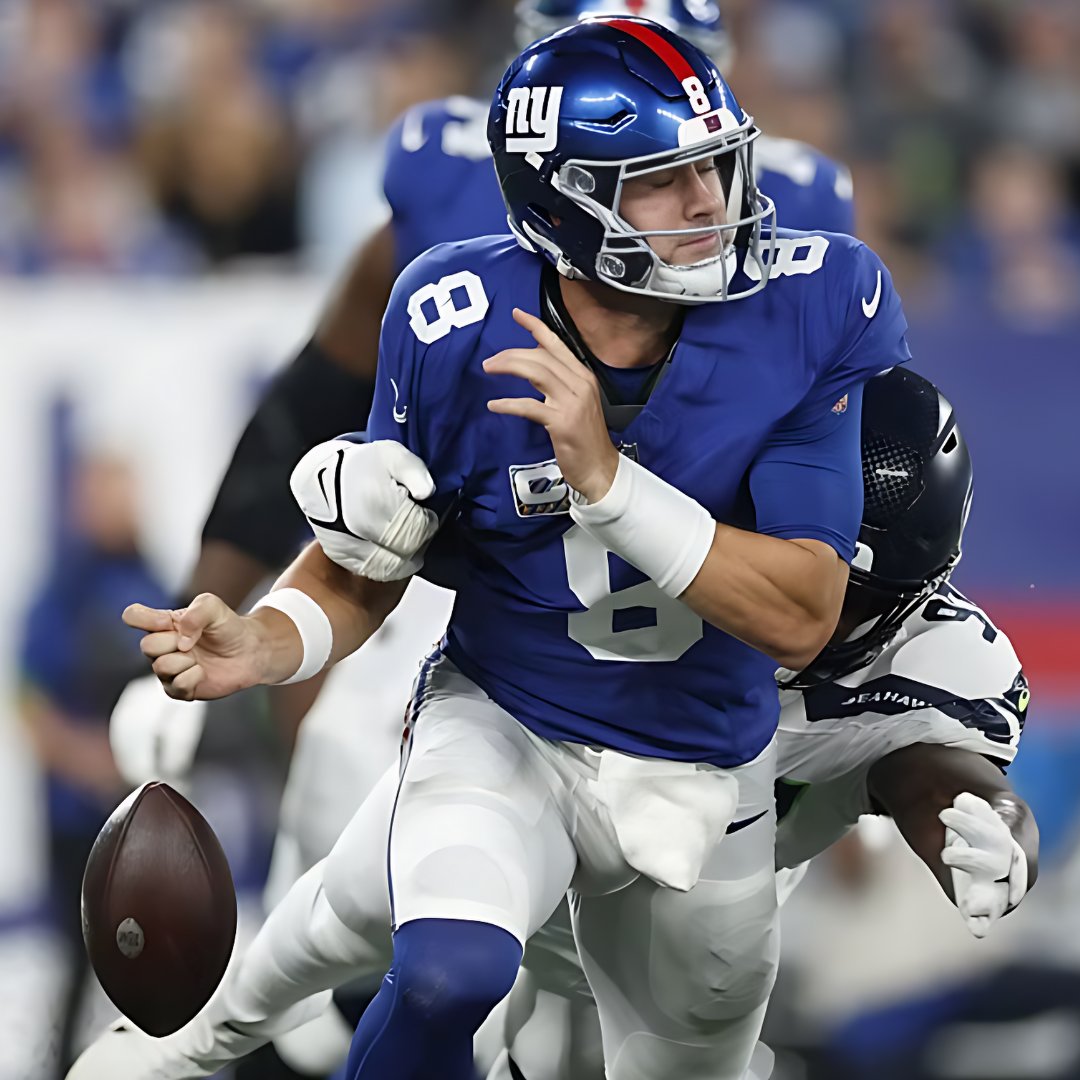 Gridiron_Media_'s tweet image. The Giants OL posted a PFF pass blocking grade of 43.4 in 2023.

That's the worst OL grade of any team in the last 5 seasons.