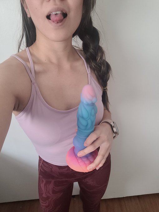 Cum and see what I did to my new toy papi?  https://t.co/7ph8VqpX36 https://t.co/JPkHaPTdp6